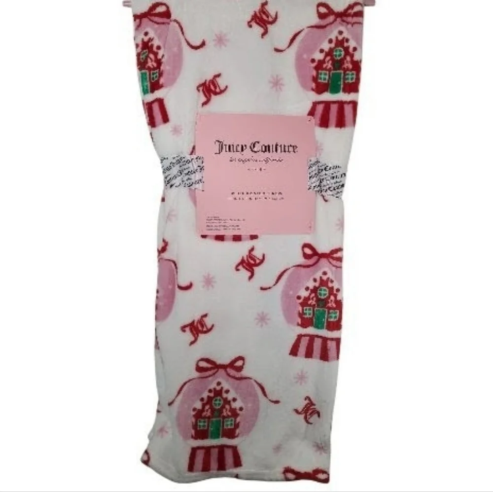 Juicy Couture NEW Festive Pink and White Throw Blanket 50x60